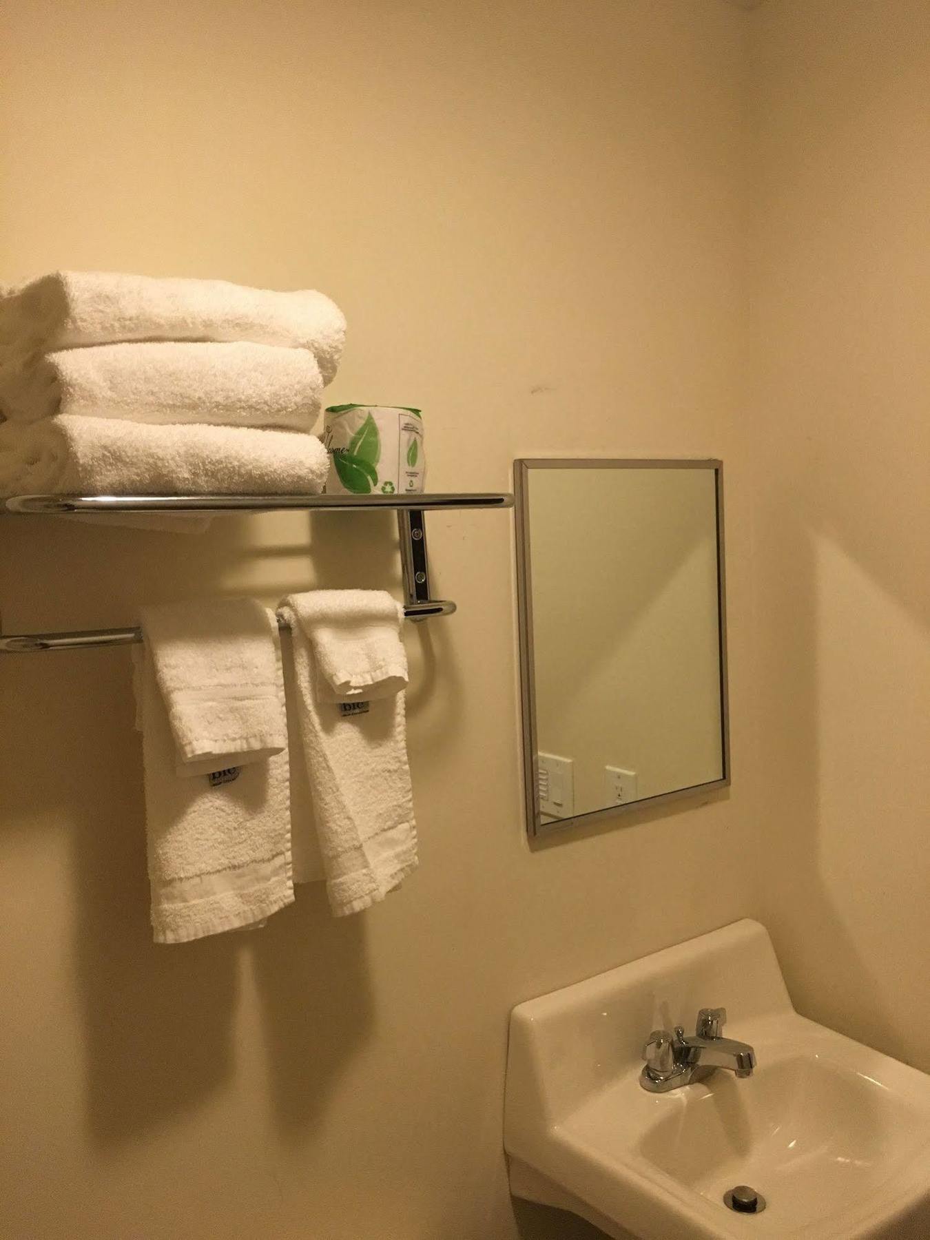 Waterford Inn Экстерьер фото